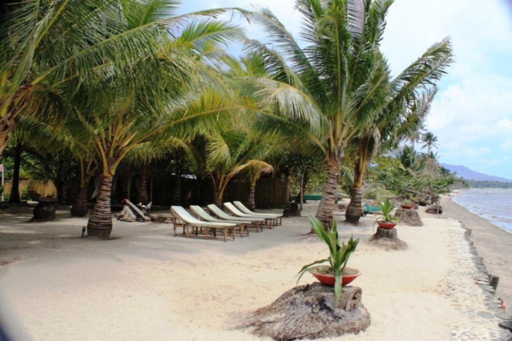 Cooper'S Beach Resort Lucbuan Εξωτερικό φωτογραφία